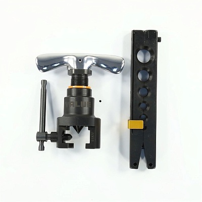 Вальцовка VFT-808U-I 1 плашка 1/4"-3/4" с огранич подачи пласт.кейс VALUE Вальцовка VFT-808U-I 1 плашка 1/4"-3/4" с огранич подачи пласт.кейс VALUE