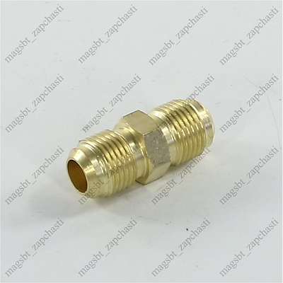 Adapter 3/8M X 3/8M SAE