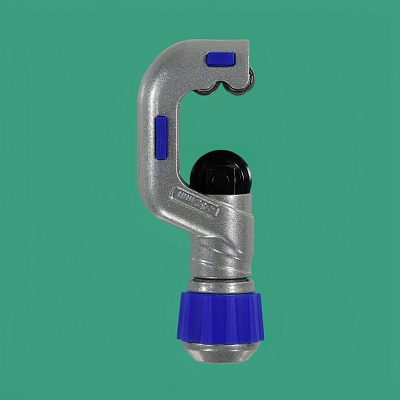 Труборез Ø 1/8"-1 1/4" 4-32мм CT-432 Труборез Ø 1/8"-1 1/4" 4-32мм CT-432
