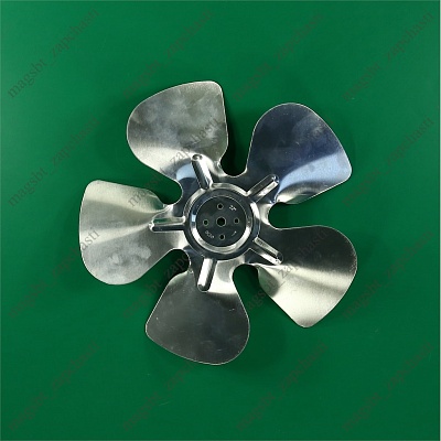 Impeller Ø 230mm 22˚ suction. Impeller Ø 230mm 22˚ suction.