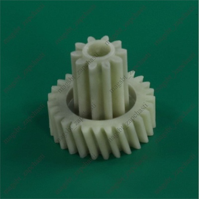 Шестеренка мясорубки KENWOOD D55/28мм h48мм z27/10 кос/прям средняя