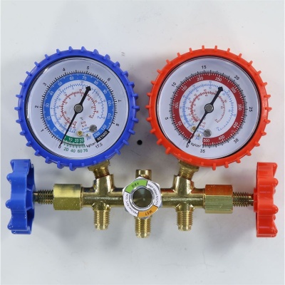Manifold 2 valves R22/12/134/404 glass 90cm FC photo 2493696 Manifold 2 valves R22/12/134/404 glass 90cm FC photo 2493696