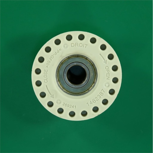 Суппорт(опора) ELECTROLUX Cod 061 4071306502 пласт подш 6204 сальник 30X46,5X8,7/13 левая резьба фото 3 - Суппорт(опора) ELECTROLUX Cod 061 4071306502 пласт подш 6204 сальник 30X46,5X8,7/13 левая резьба фото 3 -