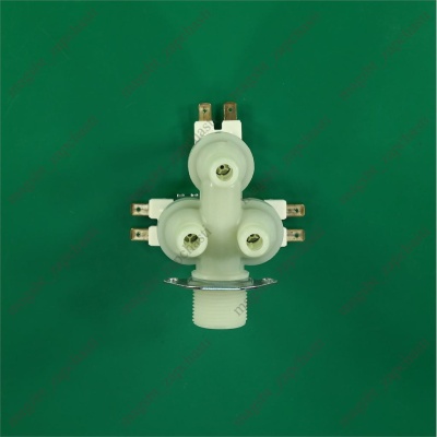 КЭН стиральной машины 3 90˚ Ø15 мм клеммы 220V T&P photo 2395745 КЭН стиральной машины 3 90˚ Ø15 мм клеммы 220V T&P photo 2395745