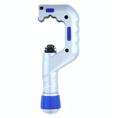 Труборез Ø1/4"-2 3/4" 6-70мм CT-670 photo 2406492 Труборез Ø1/4"-2 3/4" 6-70мм CT-670 photo 2406492