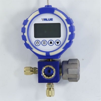 Manifold 1 valve R22/32/134/290/410/404/407/507/1234YF low, electronic, in a case VALUE photo 2493955 Manifold 1 valve R22/32/134/290/410/404/407/507/1234YF low, electronic, in a case VALUE photo 2493955