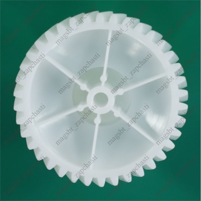 Шестеренка мясорубки Bosch Siemens D81/30,5мм h79мм z38/12 кос 793638 photo 2410463