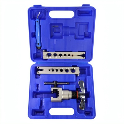 Вальцовка CT-N806AM-D эксцентриковая 2 плашки 1/4"-3/4" + 6-19мм пласт.кейс синий photo 2388936 Вальцовка CT-N806AM-D эксцентриковая 2 плашки 1/4"-3/4" + 6-19мм пласт.кейс синий photo 2388936