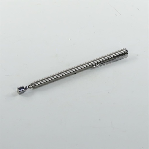 Telescopic magnet handle 
