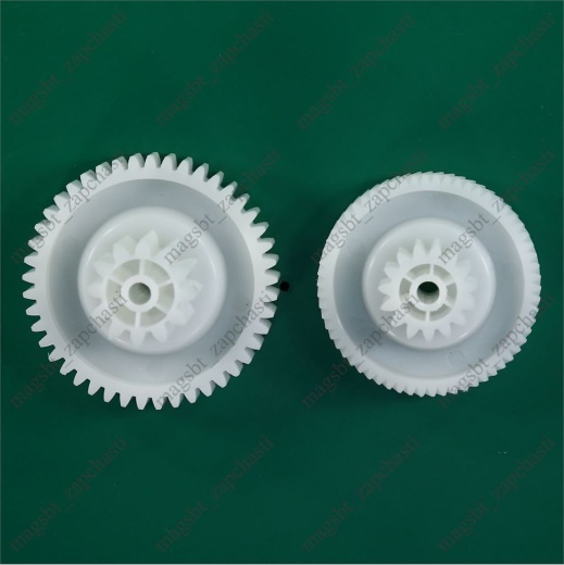 Engranaje picadora de carne Bosch Siemens Ø70/63mm h45mm Ø30/27mm h31mm foto 2 - 
