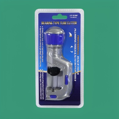 Труборез Ø 1/8"-1 1/4" 4-32мм CT-432 photo 2406443 Труборез Ø 1/8"-1 1/4" 4-32мм CT-432 photo 2406443