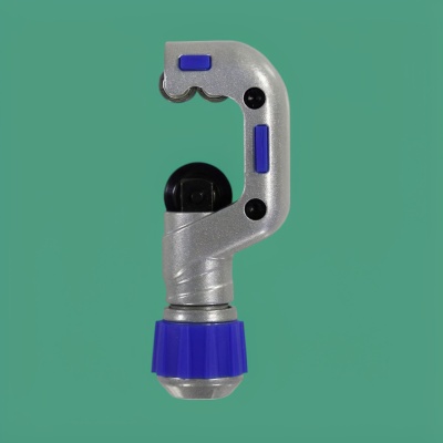 Труборез Ø 1/8"-1 1/4" 4-32мм CT-432 photo 2406442 Труборез Ø 1/8"-1 1/4" 4-32мм CT-432 photo 2406442
